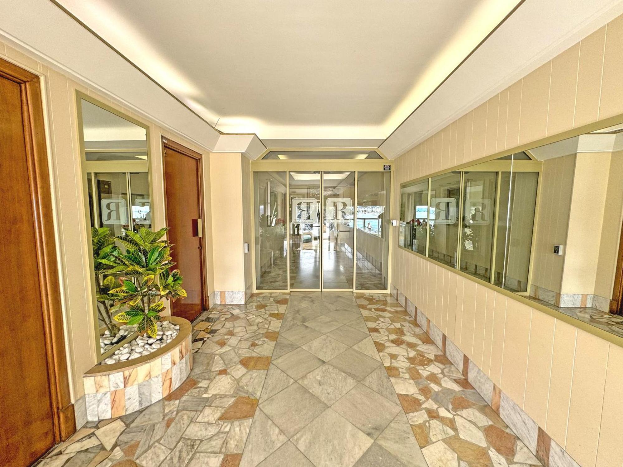 Promenade Holiday - Rocamare Promenade Nicea Zewnętrze zdjęcie